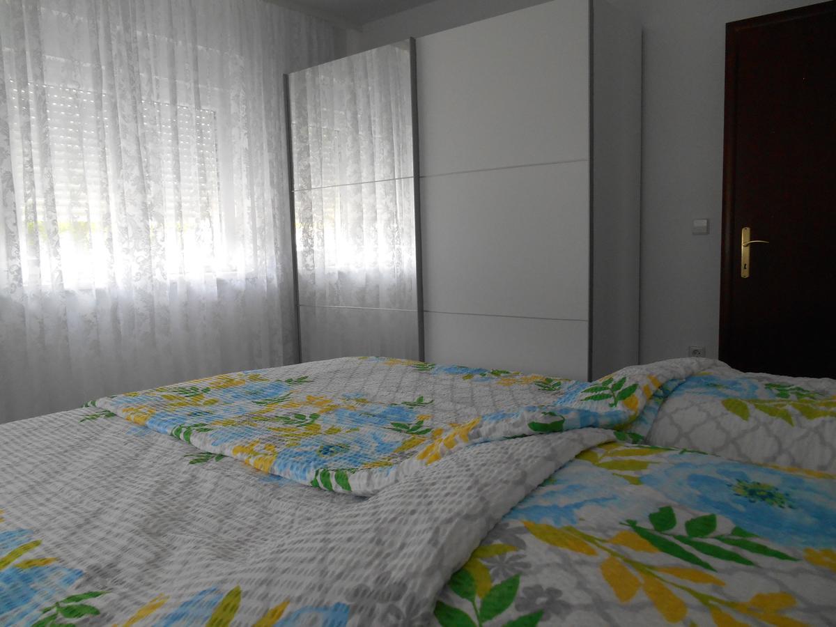 Apartments Diana Шмрика Экстерьер фото