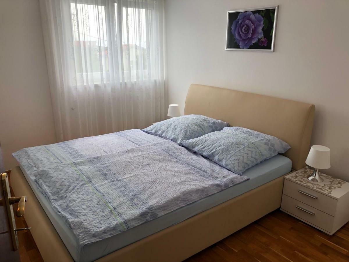 Apartments Diana Шмрика Экстерьер фото